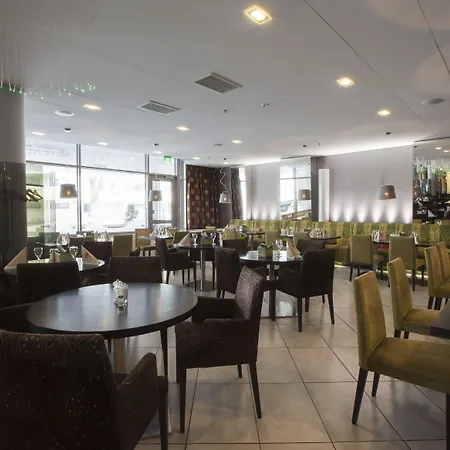 斯堪迪克帕齐亚酒店 4*